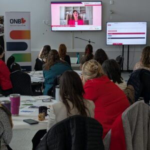 people collaborating or talking during a session